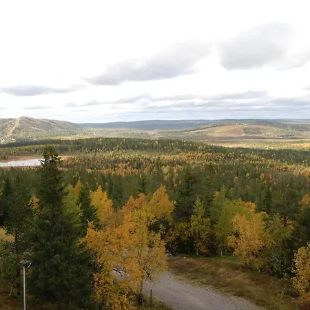 Chalet Otso 29, Kahden Makuuhuoneen Moekki Syoetteellae Valaistun Ladun Vieressae