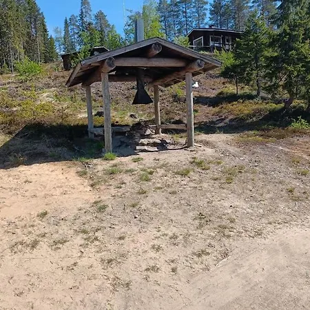 Otso, Kahden Makuuhuoneen Kelomoekki, Lukuisten Polkujen, Polkupyoeraereitin Sekae Kalaisan Tunturilammen Vieressae Chalet Syote