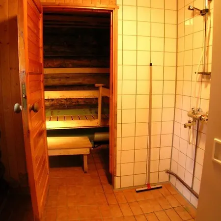 Chalet Otso 29, Kahden Makuuhuoneen Moekki Syoetteellae Valaistun Ladun Vieressae Syöte