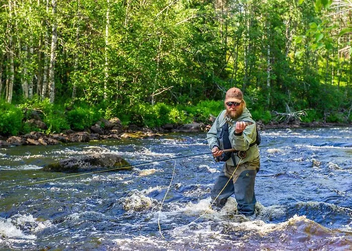 Otso 29, Kahden Makuuhuoneen Moekki Syoetteellae Valaistun Ladun Vieressae